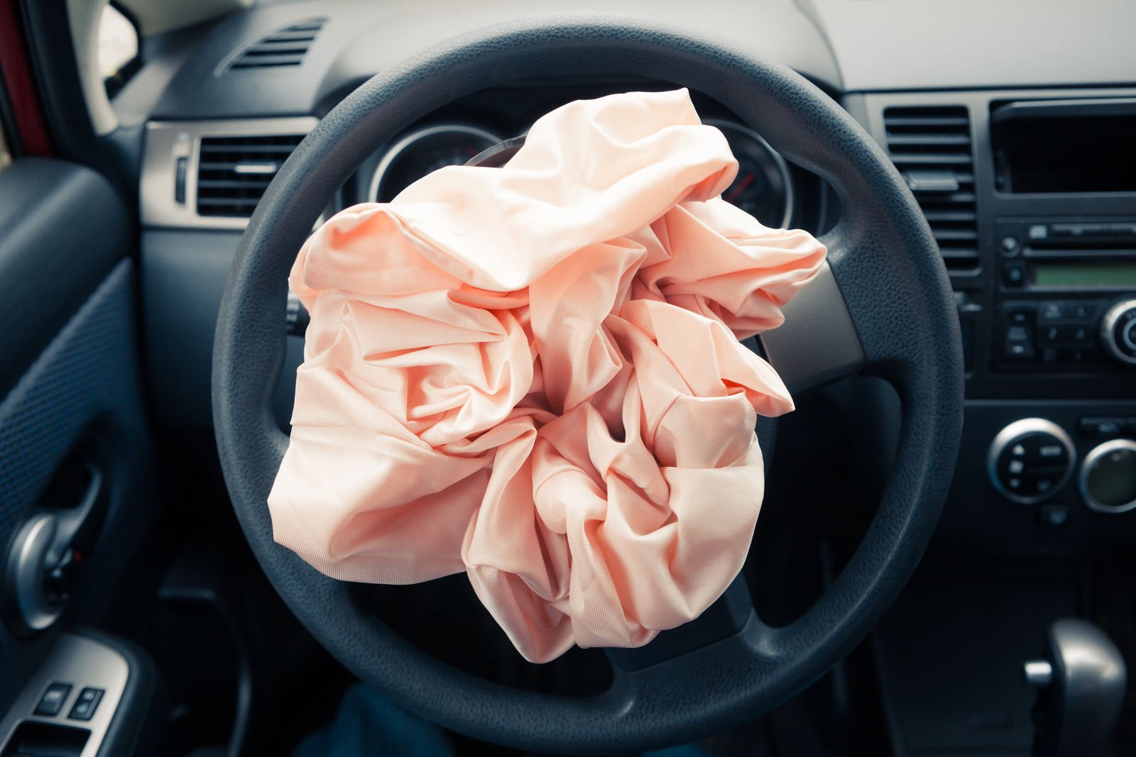 How much do airbags affect car insurance rates?
