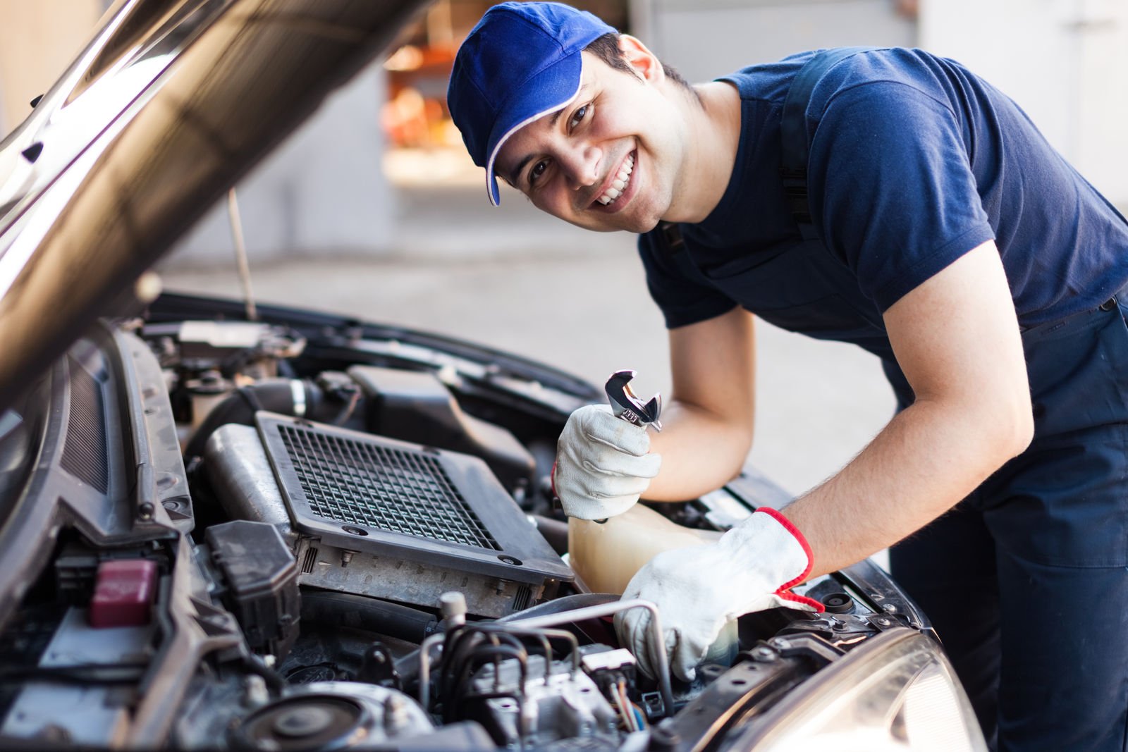 Can my car insurance company make me use a specific car repair shop?