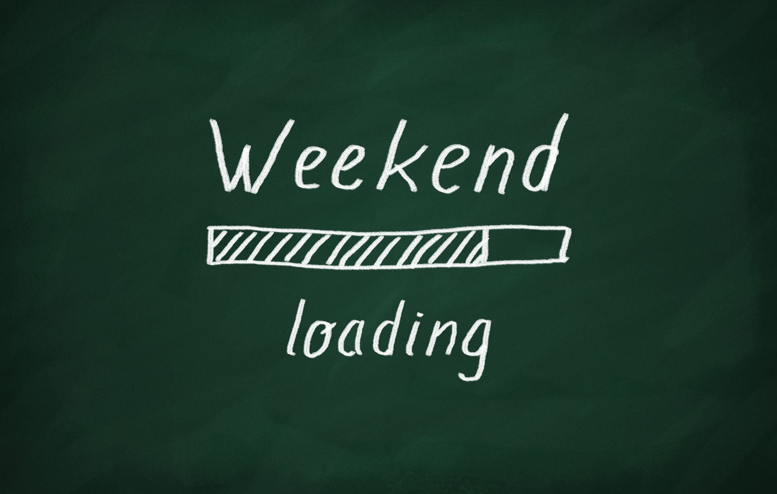 Are car insurance companies open on weekends?