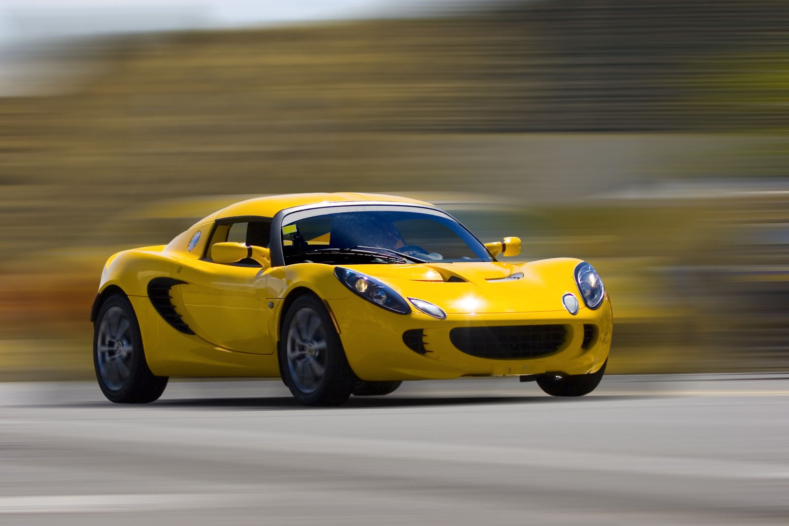 Compare Sports Car Insurance Rates [2023]
