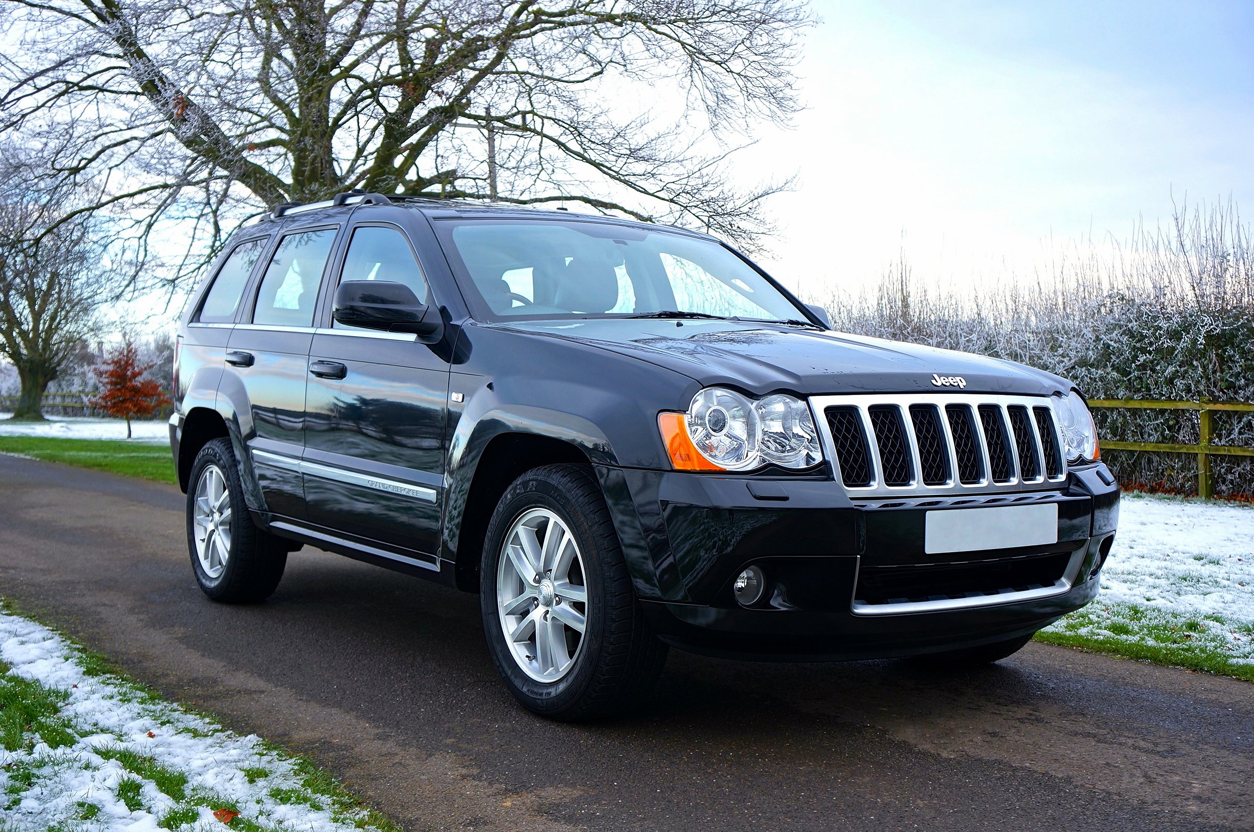 Compare Jeep Car Insurance Rates [2023]
